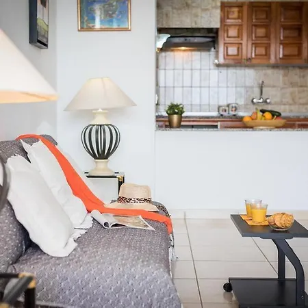 Jacaranda Apartmán *